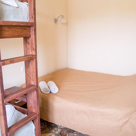 Home Hotel Kamjanets-Podilskyi Eksteriør billede