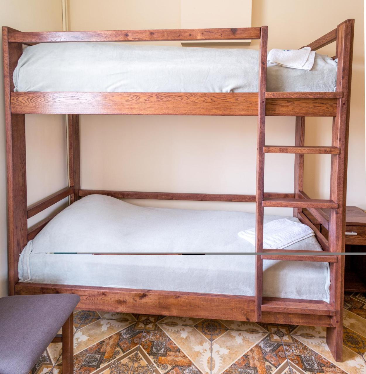 Home Hotel Kamjanets-Podilskyi Eksteriør billede